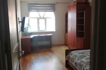 Satılır Yeni Tikili 4-cü Mikrorayonda