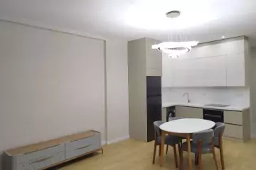 Satılır Yeni Tikili Elmler Akademiyasıda