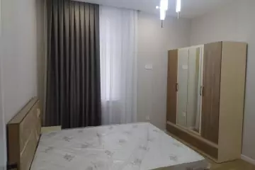 Satılır Yeni Tikili Elmler Akademiyasıda