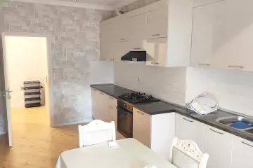 Satılır Yeni Tikili Xəzər Dairəsida