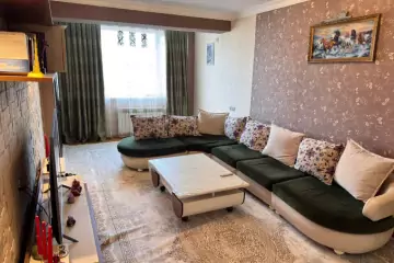 Satılır Köhnə Tikili Yasamalda