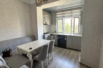 Aylıq Kirayə Yeni Tikili Xırdalan şəhərində
