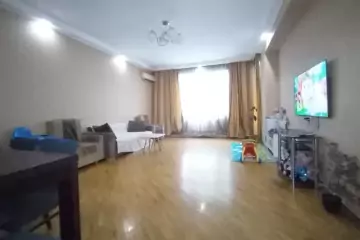 Satılır Yeni Tikili Beşmərtəbədə