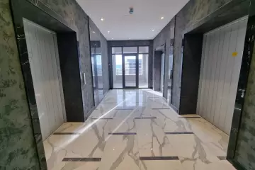 Satılır Yeni Tikili Ağ şəhər Kompleksində