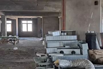 Satılır Yeni Tikili Elmler Akademiyasıda