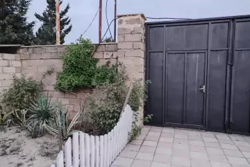 Satılır Həyət Evi Pirşağıda