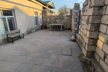 Satılır Həyət Evi Masazırda