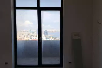 Satılır Yeni Tikili Elmler Akademiyasıda