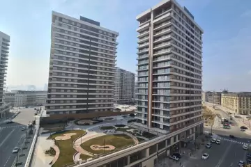 Satılır Yeni Tikili Ağ şəhər Kompleksində