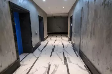 Satılır Yeni Tikili Ağ şəhər Kompleksində