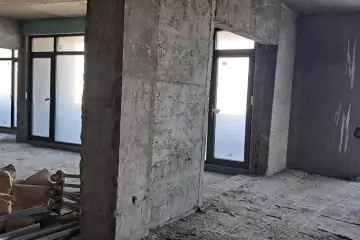 Satılır Yeni Tikili Elmler Akademiyasıda