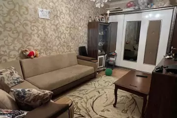 Satılır Köhnə Tikili 7-ci Mikrorayonda 