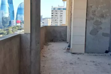Satılır Yeni Tikili Elmler Akademiyasıda