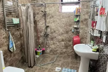 Satılır Həyət Evi Buzovnada