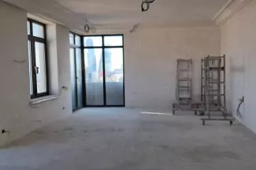 Satılır Yeni Tikili Elmler Akademiyasıda