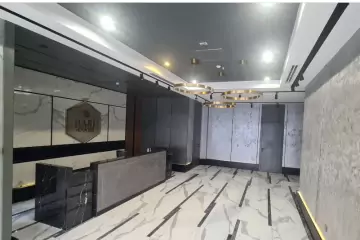Satılır Yeni Tikili Ağ şəhər Kompleksində