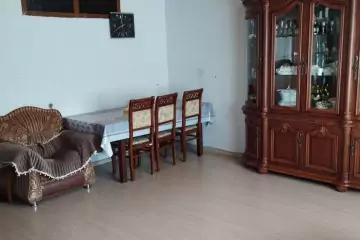 Satılır Köhnə Tikili Köhnə Günəşlidə