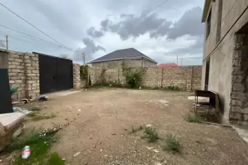 Satılır Həyət Evi Zabrat Qəsəbəsida