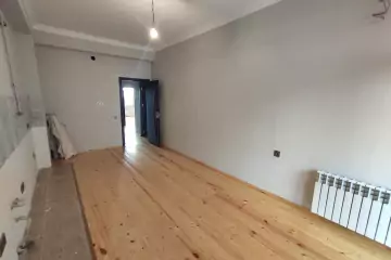 Satılır Yeni Tikili 8-ci Kilometrdə