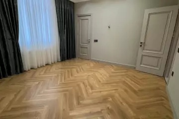 Satılır Yeni Tikili 8-ci Kilometrdə