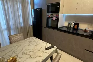 Satılır Yeni Tikili Yeni Yasamalda