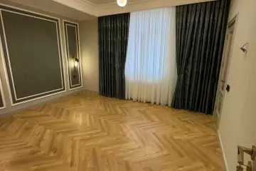 Satılır Yeni Tikili 8-ci Kilometrdə 