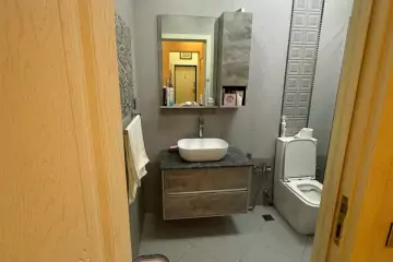 Satılır Yeni Tikili Yeni Yasamalda