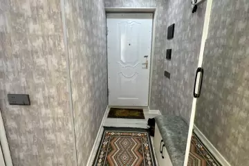 Satılır Köhnə Tikili Bakıxanovda