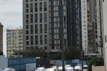 Satılır Yeni Tikili Beşmərtəbədə 