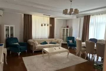 Aylıq Kirayə Yeni Tikili Heydər əliyev Mərkəzində 