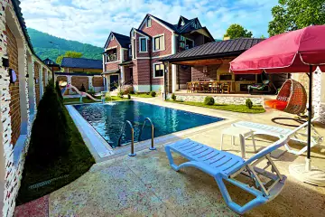 Satılır Villa Qəbələ şəhərində 