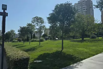 Satılır Yeni Tikili Beşmərtəbədə