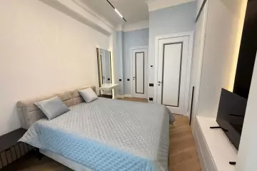 Satılır Yeni Tikili Ağ şəhər Kompleksində