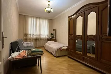 Satılır Yeni Tikili Yasamalda