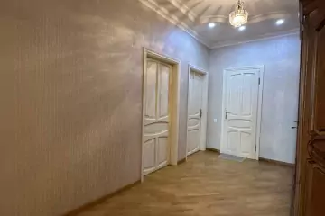 Satılır Yeni Tikili Yasamalda