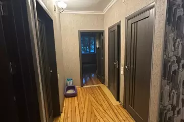 Satılır Köhnə Tikili Bakıxanovda