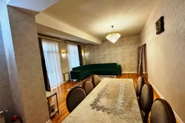 Satılır Yeni Tikili 8-ci Kilometrdə