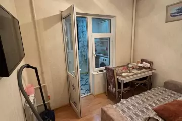 Satılır Köhnə Tikili Yeni Yasamalda