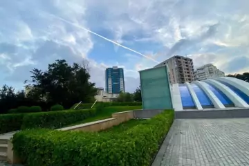 Satılır Yeni Tikili 5-ci Mikrorayonda