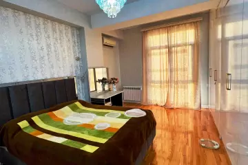 Satılır Yeni Tikili 8-ci Kilometrdə