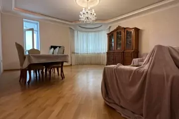Satılır Yeni Tikili Yasamalda
