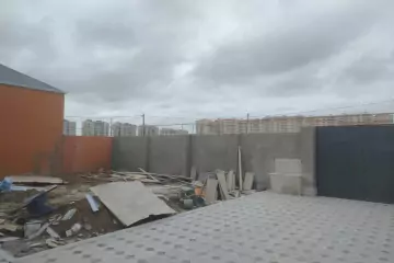 Satılır Həyət Evi Zabrat Qəsəbəsida
