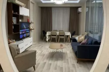 Satılır Yeni Tikili Masazırda