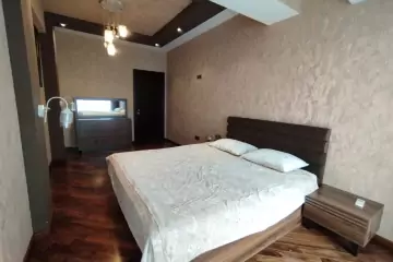 Aylıq Kirayə Yeni Tikili Ağ şəhər Kompleksində