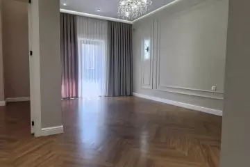 Satılır Yeni Tikili Nəsimi Bazarında 