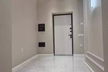 Satılır Yeni Tikili Nəsimi Bazarında