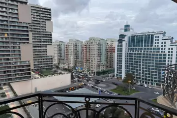 Satılır Yeni Tikili Grand Hayatda