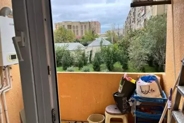 Satılır Yeni Tikili Bakı Kinoteatrıda