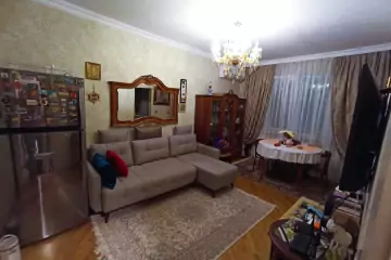 Satılır Köhnə Tikili 4-cü Mikrorayonda