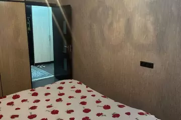 Aylıq Kirayə Köhnə Tikili Dostluq Kinoteatrında